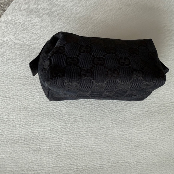 Gucci GG Black Canvas Cosmetic/Accessory Pouch - Excellent Condition! - Picture 15 of 16